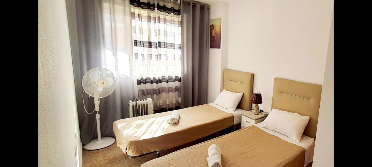 Apartamento Torrevieja Esterno foto