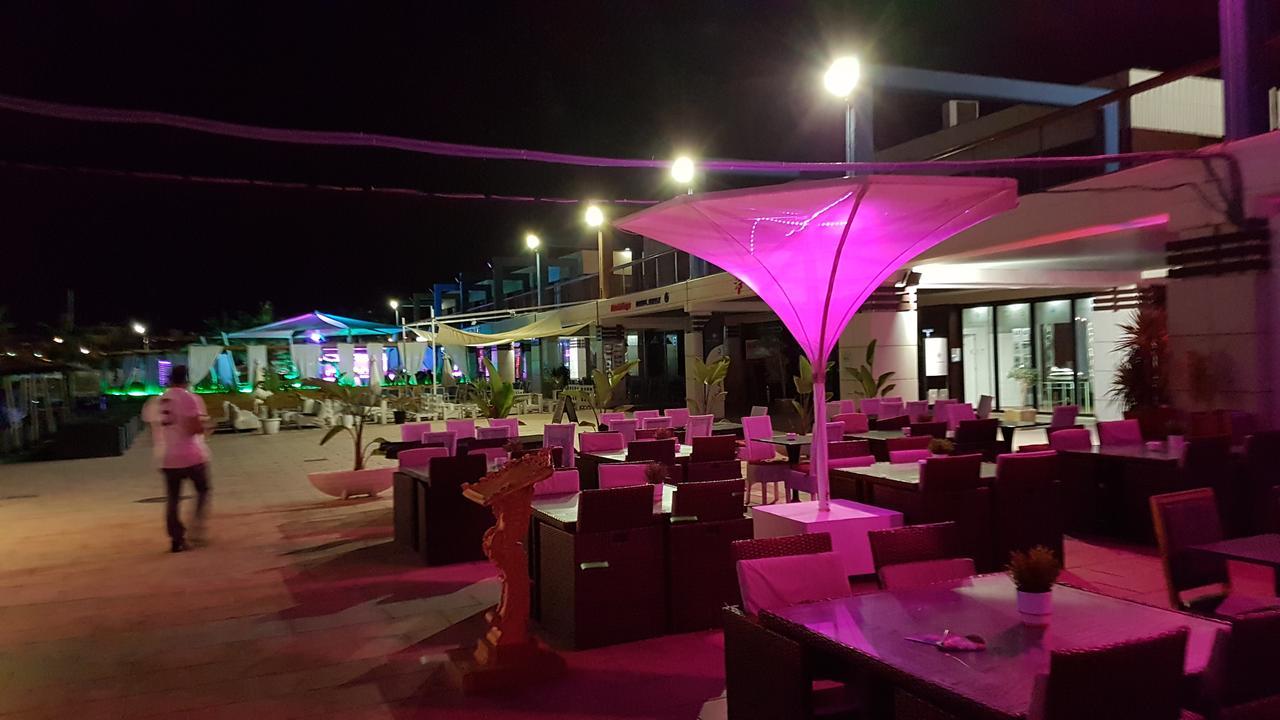 Apartamento Torrevieja Esterno foto